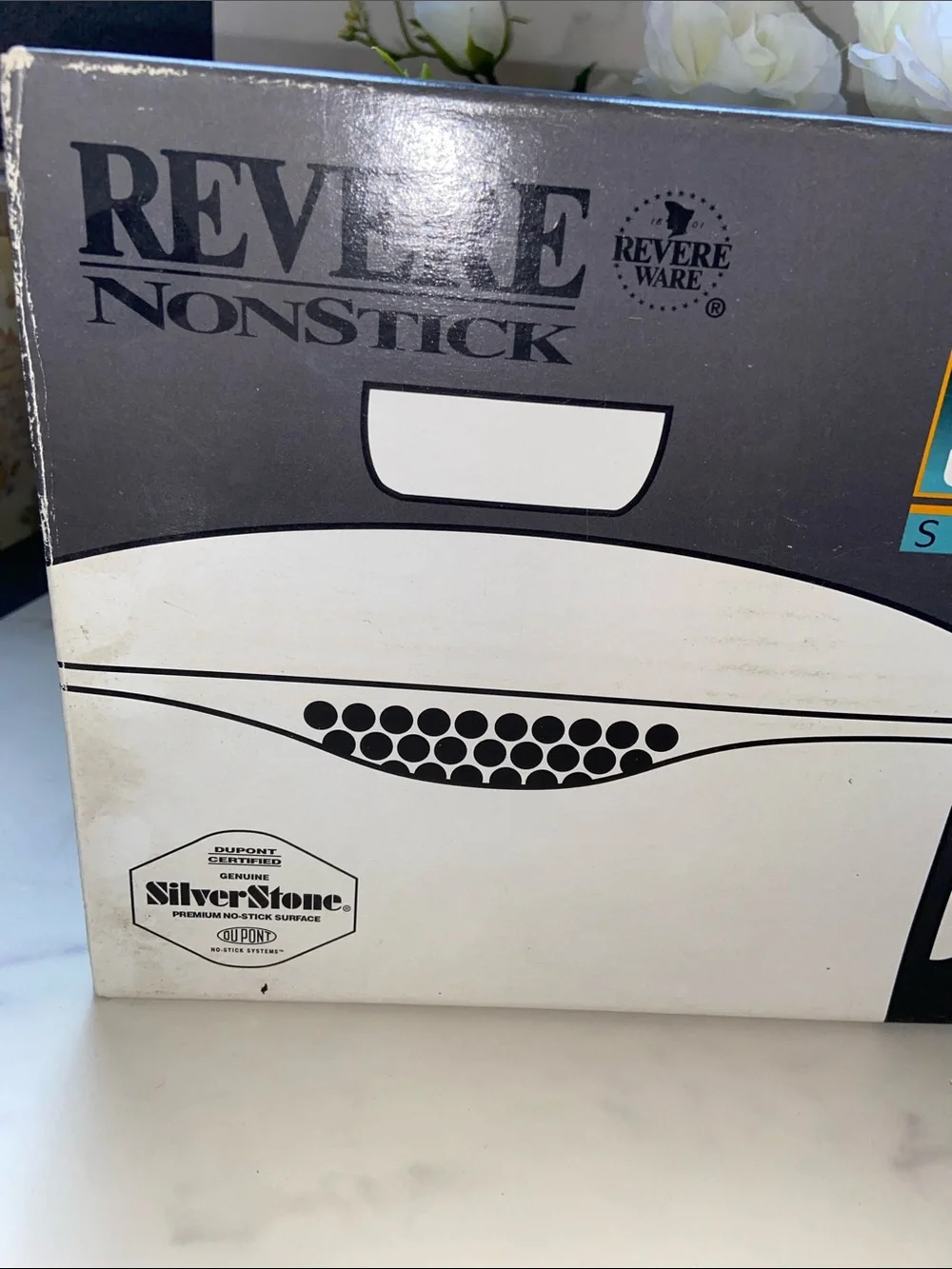 Revere Ware Spectrum Speckled White Nonstick Saucepan with Lid 1Q